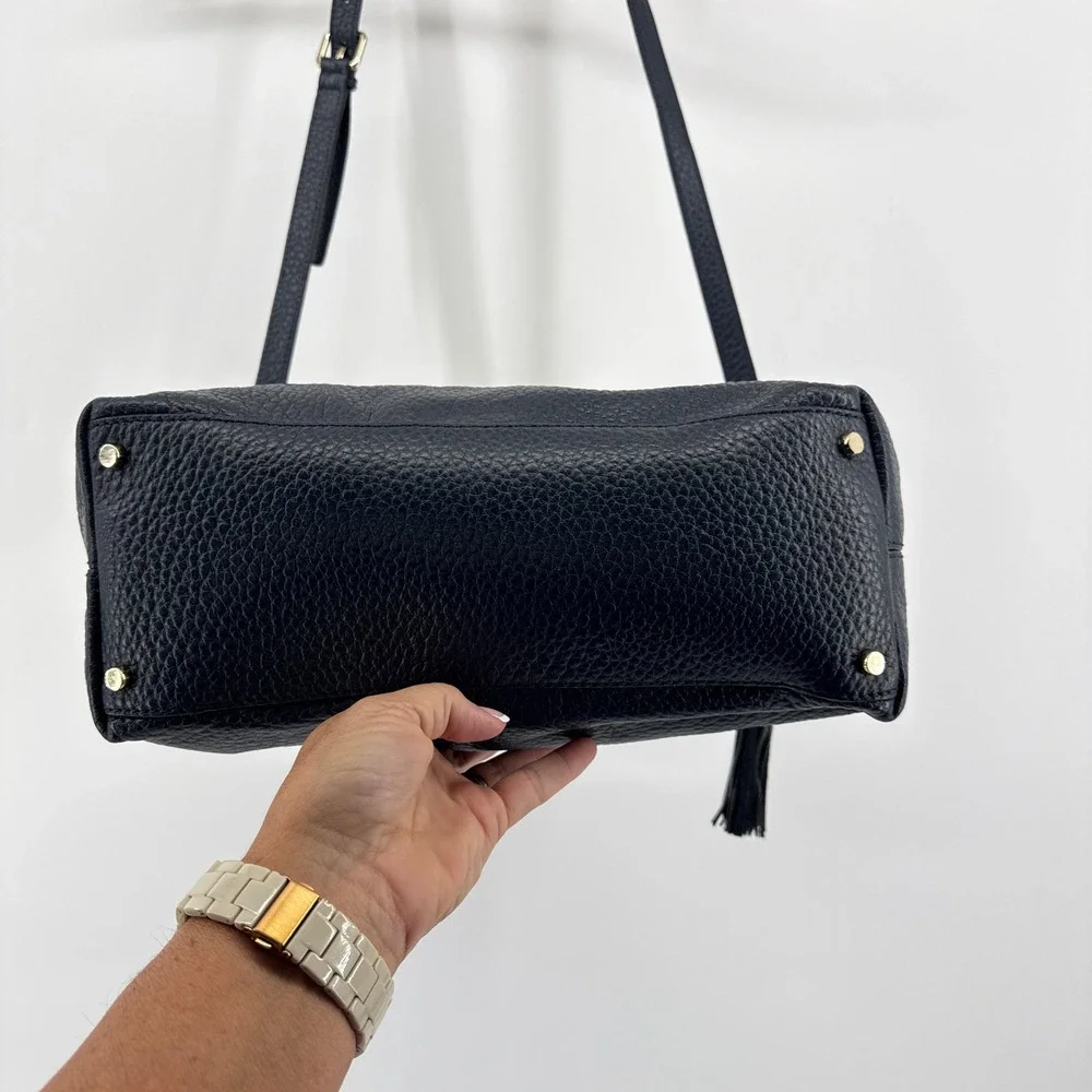 Kate Spade‎ Cobble Hill Small Adrien Leather Satchel Beige Navy Blue Crossbody